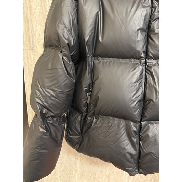 Prada XL Black Hooded Puffer Jacket With Graphene Padding Technology & Zipper Cl - Picture 13 of 16